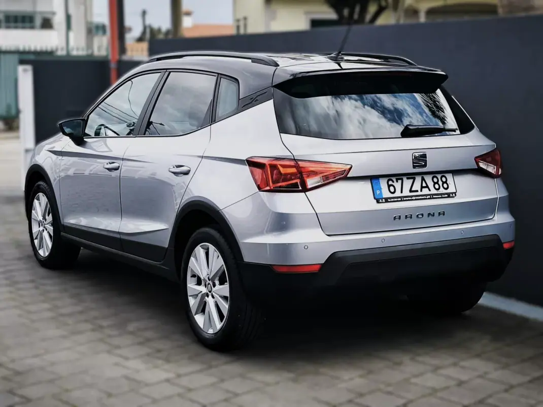 SEAT Arona 2019 - 13950 EUR, 46000 km - AUTO.MOTO.pt - 46000km - foto 13 de 48