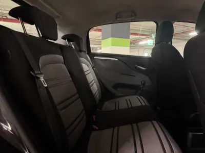 Fiat Punto 2011 - 3000 EUR, 289000 km - AUTO.MOTO.pt - 289000km - foto 9 de 10