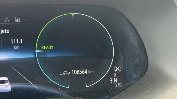 Renault Zoe 2020 - 12900 EUR, 139000 km - AUTO.MOTO.pt - 139000km - foto 5 de 21