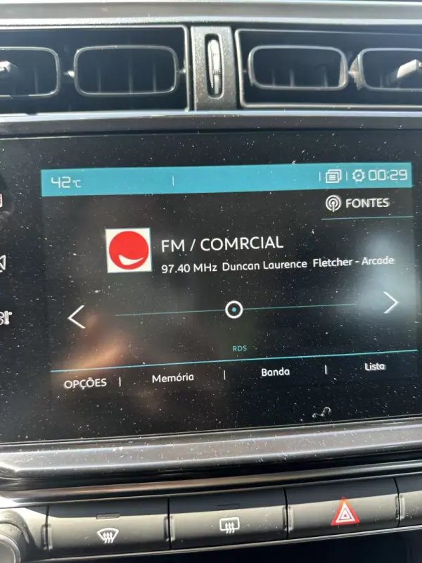 Citroën C3 2018 - 8250 EUR, 110000 km - AUTO.MOTO.pt - 110000km - foto 11 de 13