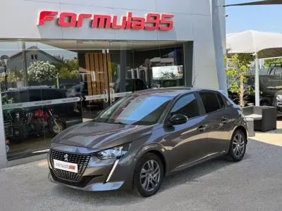 Peugeot 208 2021 - 99310km