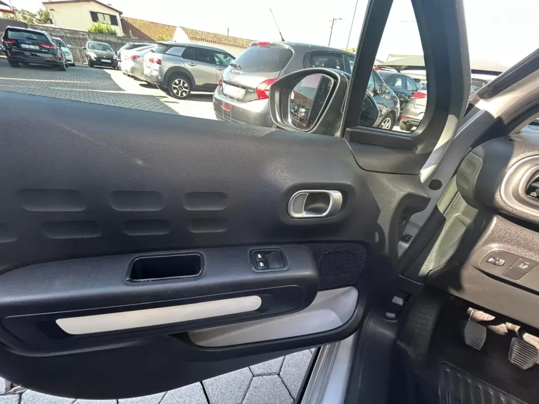 Citroën C3 2017 - 11500 EUR, 165370 km - 165370km - foto 8 de 19