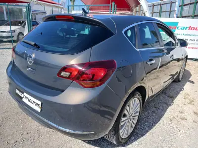 Opel Astra 2013 - 6250 EUR, 159389 km - AUTO.MOTO.pt - 159389km - foto 8 de 26