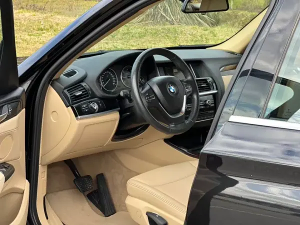 BMW X3 2015 - 28990 EUR, 134770 km - AUTO.MOTO.pt - 134770km - foto 8 de 20