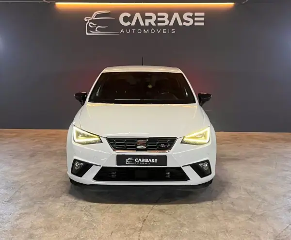 SEAT Ibiza 2019 - 13900 EUR, 117053 km - AUTO.MOTO.pt - 117053km - foto 2 de 21