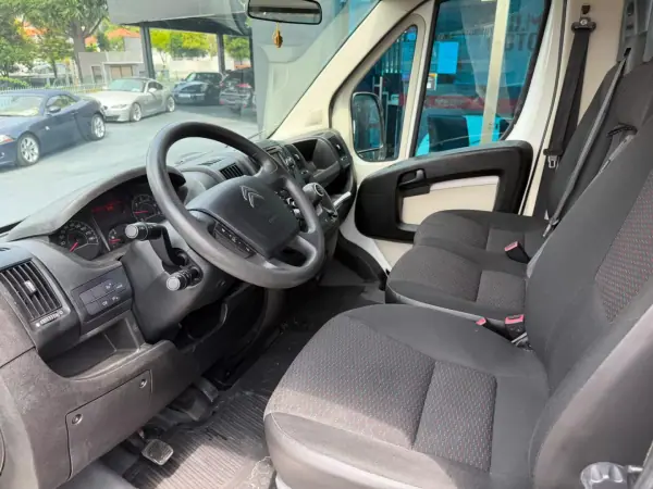 Citroën Jumper caixa aberta 2018 - 19900 EUR, 131000 km - AUTO.MOTO.pt - 131000km - foto 5 de 10