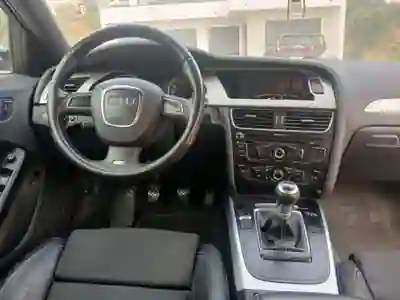 Audi A4 2010 - 7000 EUR, 365000 km - foto 2 de 5