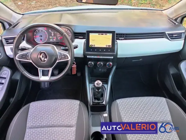 Renault Clio 2023 - 15950 EUR, 55104 km - AUTO.MOTO.pt - 55104km - foto 11 de 31