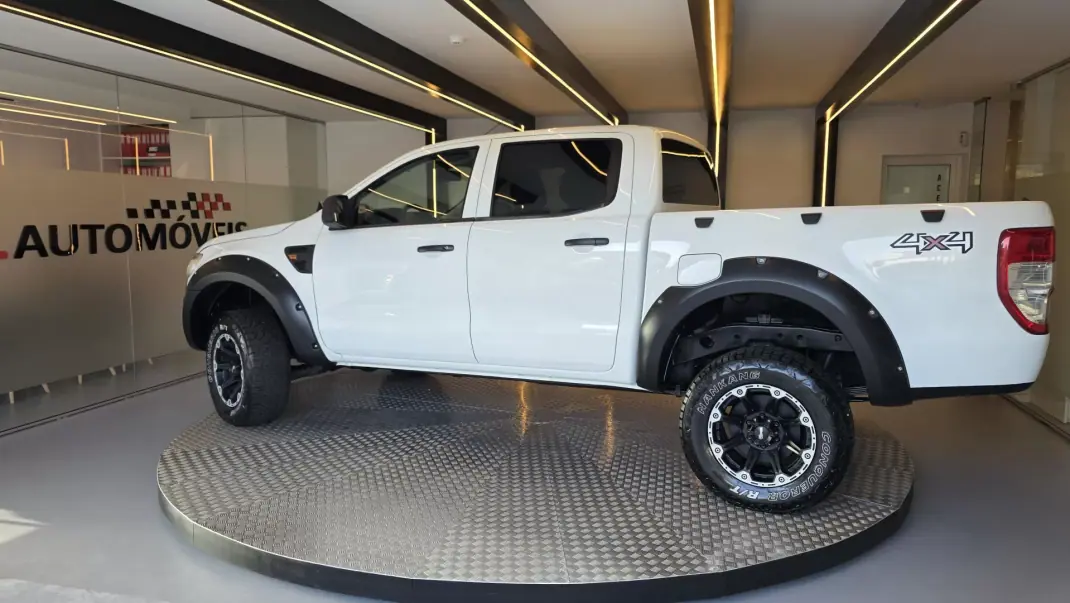 Ford Ranger 2012 - 24500 EUR, 183058 km - 183058km - foto 14 de 54