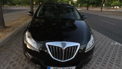 Lancia Delta 2009 - 8800 EUR, 166000 km - 166000km - foto 4 de 10
