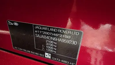 Jaguar XE 2016 - 14950 EUR, 176623 km - AUTO.MOTO.pt - 176623km - foto 48 de 58
