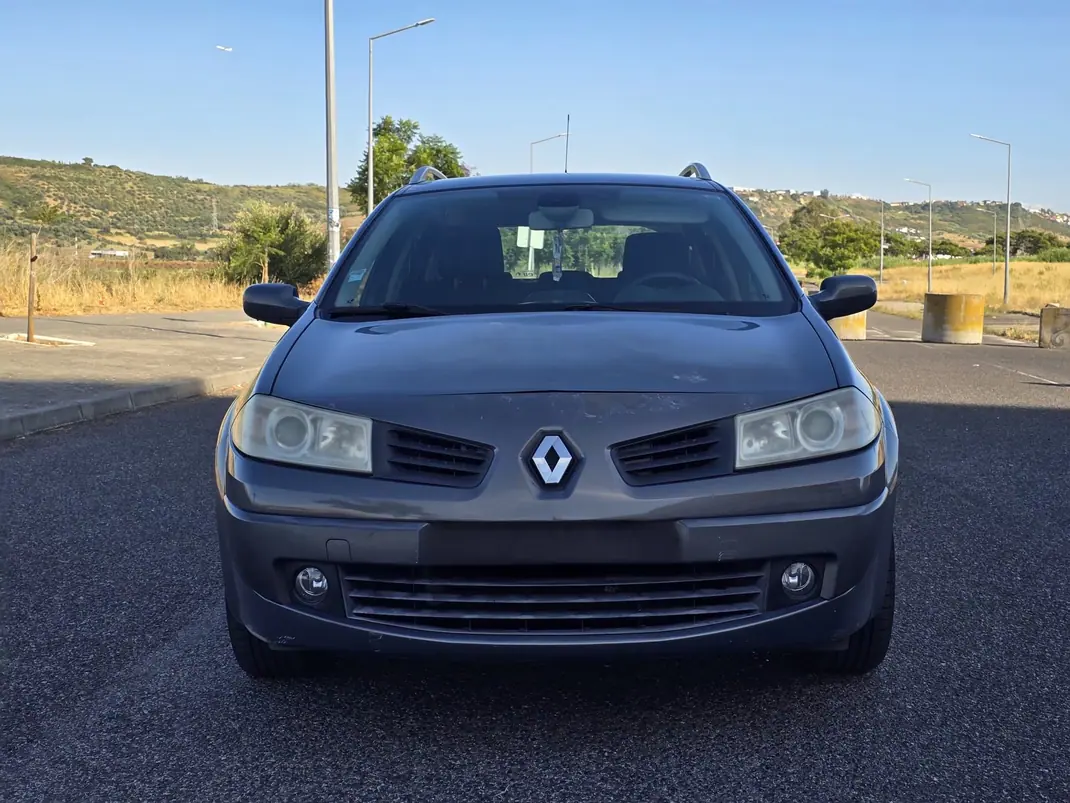 Renault Mégane Break 2007 - 2299 EUR, 220000 km - 220000km - foto 6 de 14