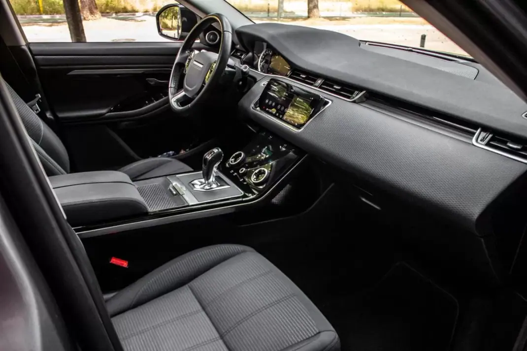 Land Rover Range Rover Evoque 2020 - 32990 EUR, 84922 km - AUTO.MOTO.pt - 84922km - foto 29 de 56
