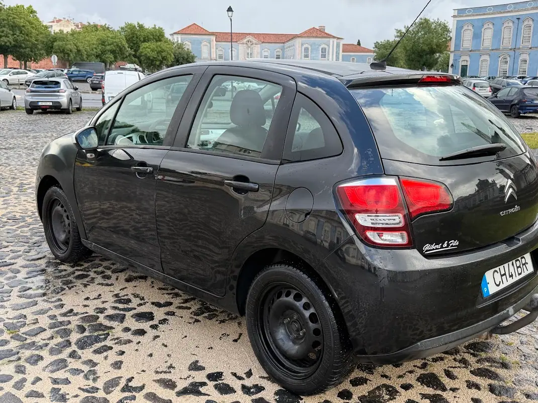Citroën C3 2011 - 5500 EUR, 160000 km - AUTO.MOTO.pt - 160000km - foto 8 de 15
