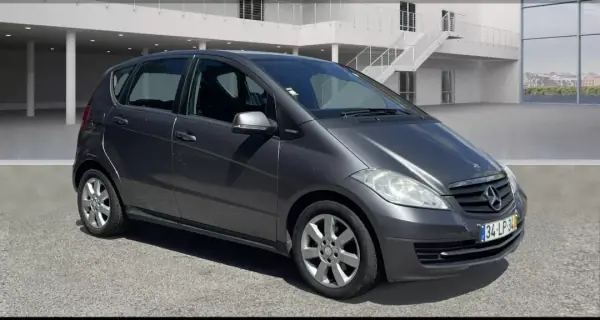 Mercedes-Benz A 160 2011 — foto 2 de 11