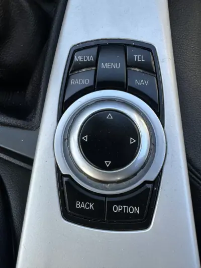 BMW 318 2014 - 10900 EUR, 260000 km - 260000km - foto 49 de 58