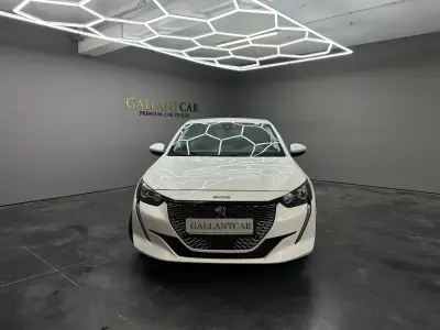 Peugeot e-208 2020 - 17200 EUR, 45470 km - AUTO.MOTO.pt - 45470km - foto 2 de 17