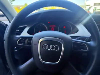 Audi A4 Avant 2010 - 10980 EUR, 243000 km - 243000km - foto 22 de 33