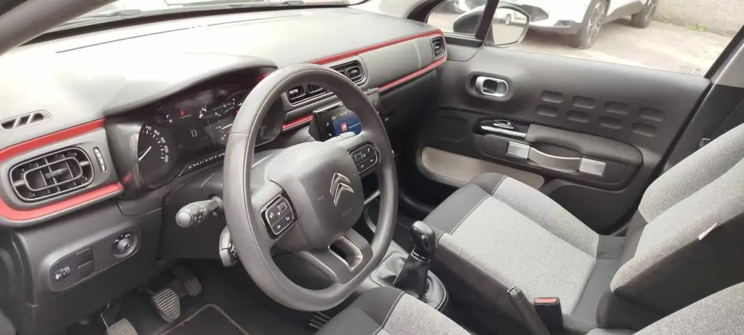 Citroën C3 2021 - 11900 EUR, 109400 km - 109400km - foto 7 de 13