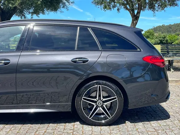 Mercedes-Benz C 300 2024 - 47850 EUR, 49000 km - AUTO.MOTO.pt - 49000km - foto 19 de 37
