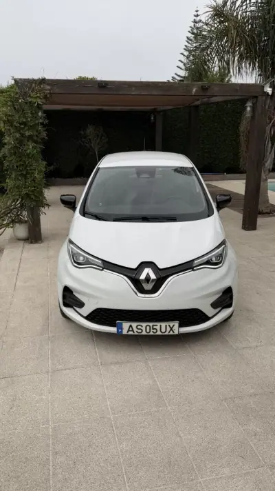 Renault Zoe 2022 - 17900 EUR, 148700 km - foto 1 de 12