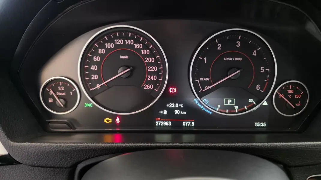 BMW 418 Gran Coupé 2015 - 16900 EUR, 272963 km - AUTO.MOTO.pt - 272963km - foto 40 de 64