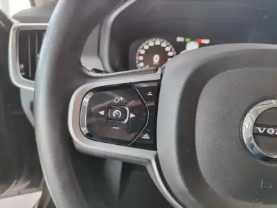 Volvo V90 2018 - 20990 EUR, 188000 km - AUTO.MOTO.pt - 188000km - foto 27 de 35