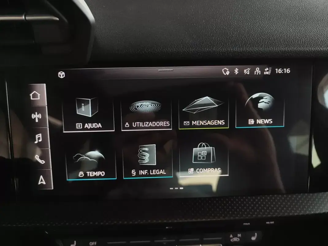 Audi RS3 Sportback 2024 - 69500 EUR, 41900 km - AUTO.MOTO.pt - 41900km - foto 37 de 48