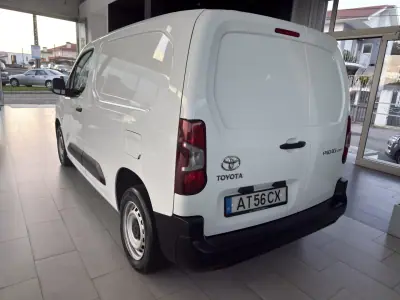Toyota PROACE City EXCLUSIVE 2022 - 16490 EUR, 80811 km - AUTO.MOTO.pt - 80811km - foto 18 de 21