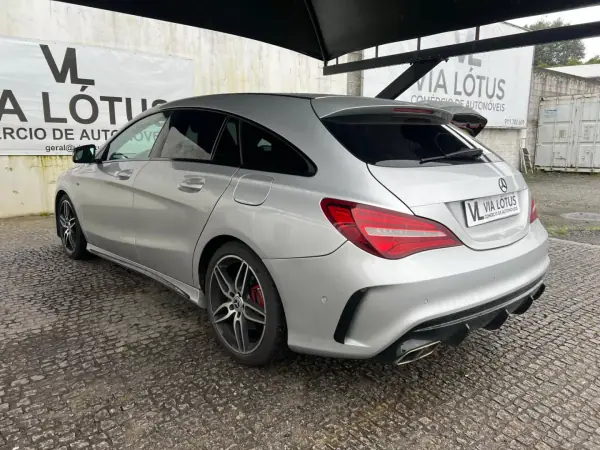 Mercedes-Benz CLA 220 2018 - 22000 EUR, 136295 km - AUTO.MOTO.pt - 136295km - foto 5 de 15