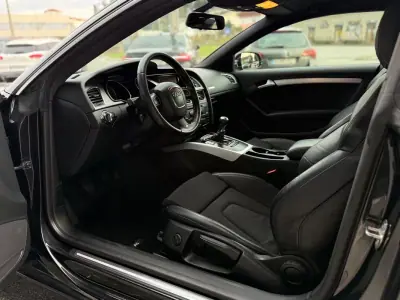 Audi A5 2010 - 17990 EUR, 157000 km - AUTO.MOTO.pt - 157000km - foto 4 de 20