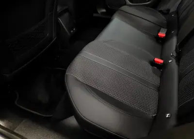 Peugeot 2008 2020 - 15990 EUR, 67000 km - AUTO.MOTO.pt - 67000km - foto 34 de 61