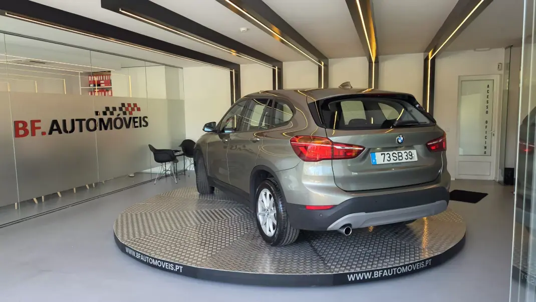 BMW X1 2016 - 22500 EUR, 76896 km - AUTO.MOTO.pt - 76896km - foto 16 de 61