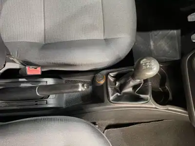 Fiat PUNTO 2008 - 2999 EUR, 233000 km - AUTO.MOTO.pt - 233000km - foto 28 de 36