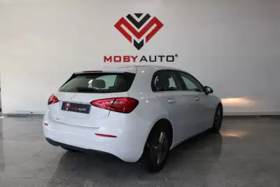 Mercedes-Benz A 180 2020 - 22900 EUR, 134336 km - AUTO.MOTO.pt - 134336km - foto 2 de 33