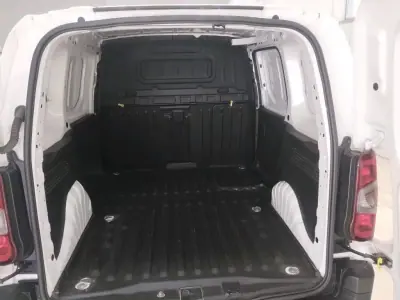 Citroën Berlingo 2022 - 12990 EUR, 154509 km - AUTO.MOTO.pt - 154509km - foto 3 de 5