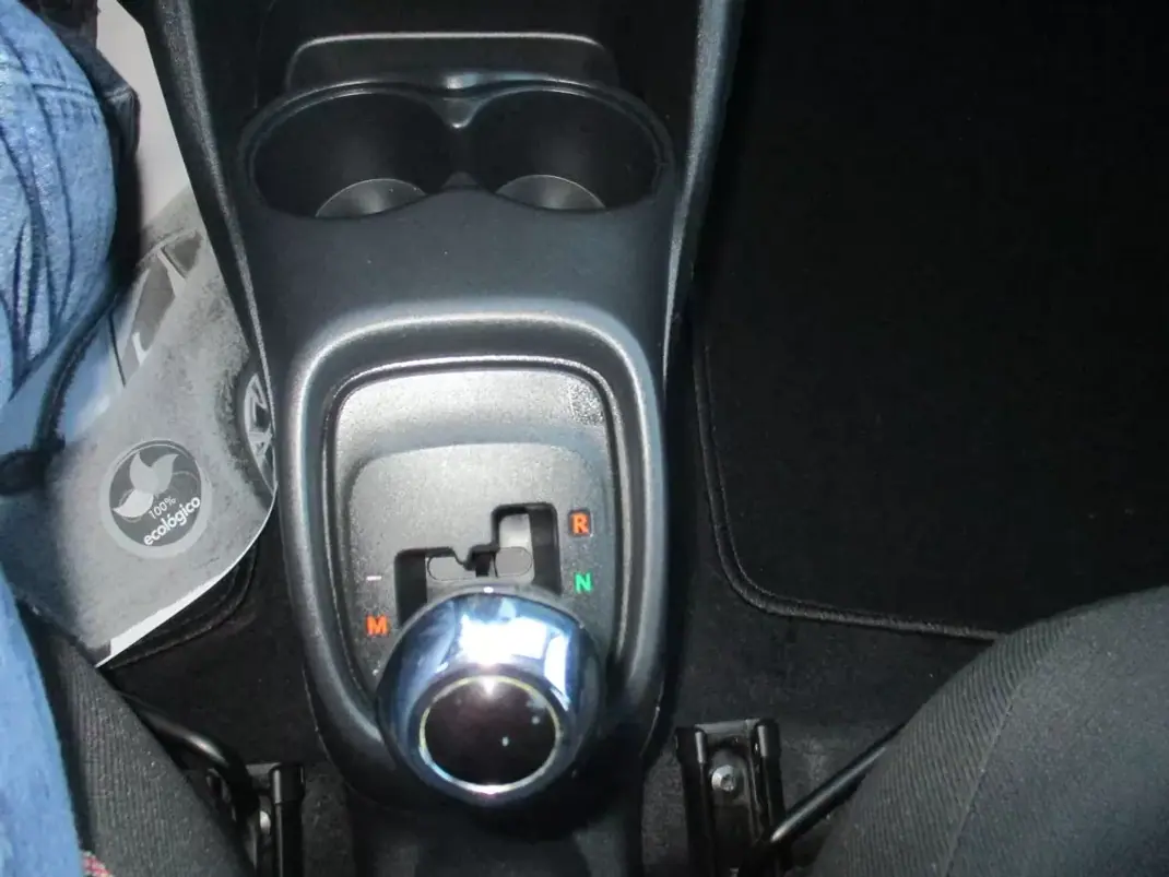 Citroën C1 2015 - 8990 EUR, 150000 km - 150000km - foto 13 de 26