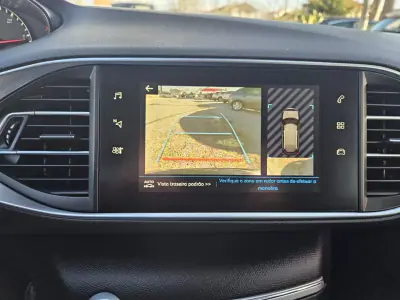 Peugeot 308 SW 2019 - 13800 EUR, 77780 km - AUTO.MOTO.pt - 77780km - foto 24 de 44