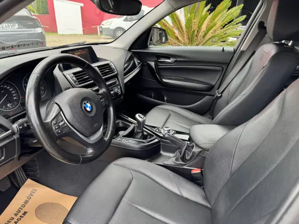 BMW 116 2016 - 12990 EUR, 155000 km - AUTO.MOTO.pt - 155000km - foto 13 de 36