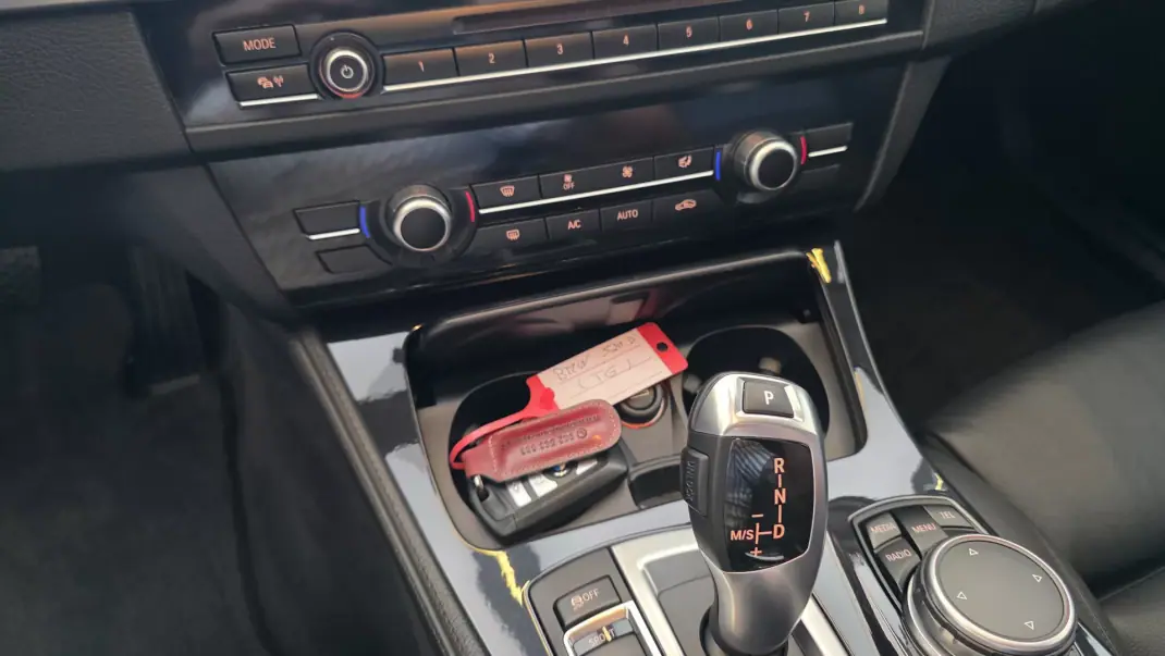 BMW 520 2017 - 20900 EUR, 173273 km - AUTO.MOTO.pt - 173273km - foto 49 de 61