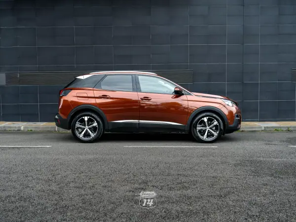 Peugeot 3008 2018 - 15490 EUR, 154712 km - AUTO.MOTO.pt - 154712km - foto 5 de 48