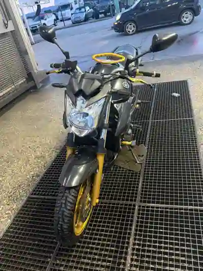 Yamaha YZF 600R 2012 - 56000km