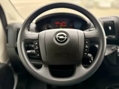 Opel 2023 - 28450 EUR, 75000 km - AUTO.MOTO.pt - 75000km - foto 13 de 20