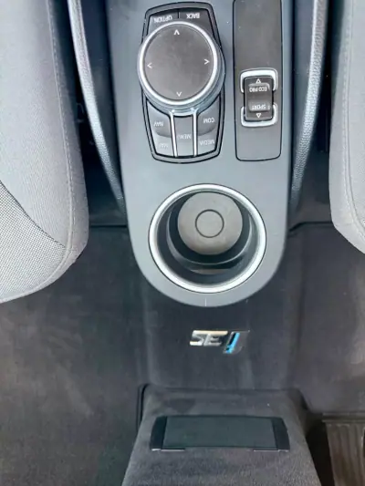 BMW i3 2021 - 28167 EUR, 33600 km - AUTO.MOTO.pt - 33600km - foto 23 de 27
