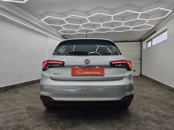 Fiat Tipo 2023 - 15350 EUR, 48173 km - AUTO.MOTO.pt - 48173km - foto 8 de 43