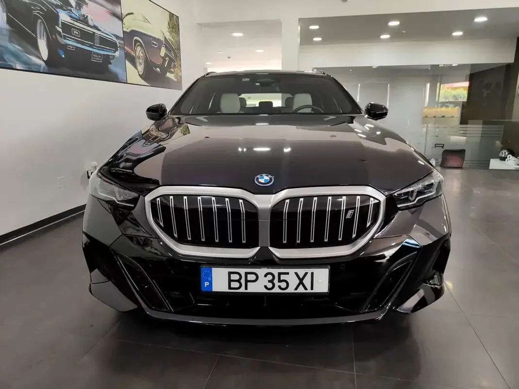 BMW i5 2024 - 53500 EUR, 29000 km - 29000km - foto 2 de 58