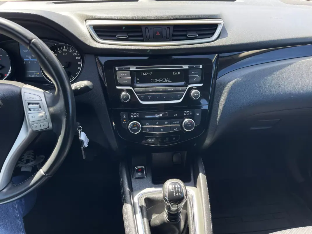 Nissan Qashqai 2015 - 13990 EUR, 144375 km - AUTO.MOTO.pt - 144375km - foto 13 de 18