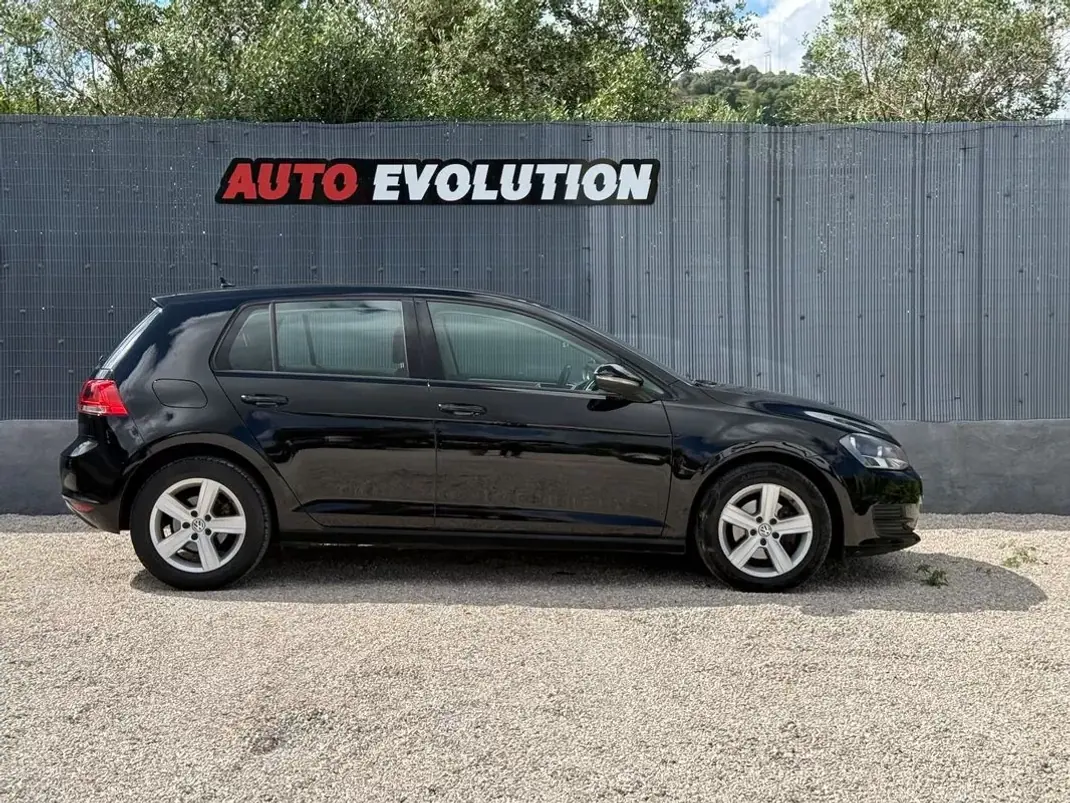 Volkswagen Golf 2015 - 14750 EUR, 163941 km - AUTO.MOTO.pt - 163941km - foto 2 de 19