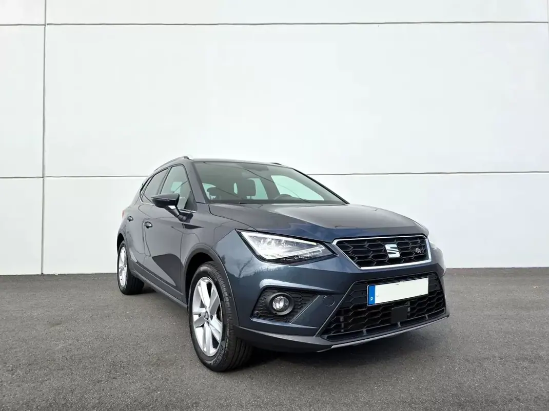 SEAT Arona 2020 - 14500 EUR, 61900 km - AUTO.MOTO.pt - 61900km - foto 6 de 42
