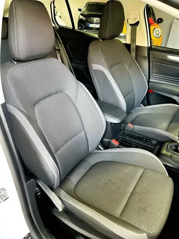 Ford Focus 2020 - 14250 EUR, 149280 km - AUTO.MOTO.pt - 149280km - foto 13 de 36